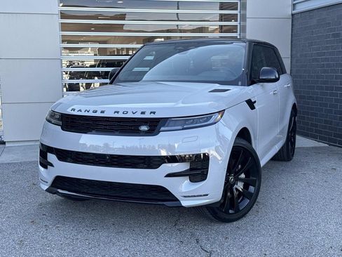 Certified 2025 Land Rover Range Rover Sport Dynamic SE AWD/4WD image 1