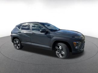 Used 2025 Hyundai Kona SEL video 2