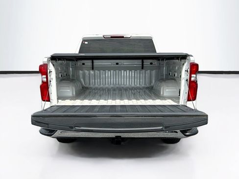 Used 2022 Chevrolet Silverado 1500 LTZ AWD/4WD image 32