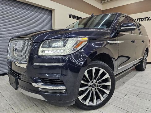 Used 2021 Lincoln Navigator L Reserve image 1