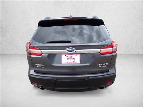 Used 2022 Subaru Ascent Limited w/ Technology Package AWD/4WD image 3