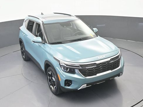 Used 2025 Kia Seltos EX w/ EX Sunroof Package FWD image 53