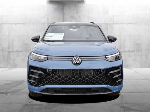 New 2026 Volkswagen Tiguan SE R-Line AWD/4WD image 4
