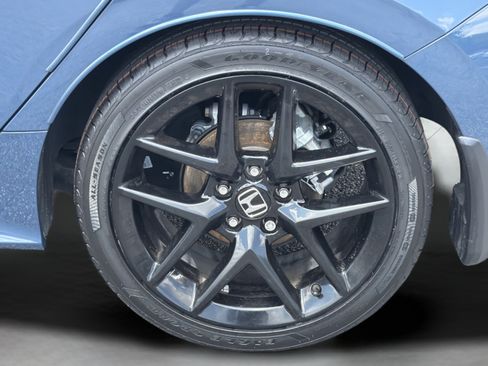 Used 2025 Honda Civic Sport image 30