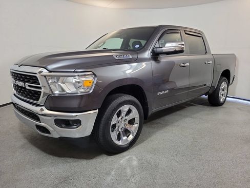 Used 2022 RAM 1500 Big Horn AWD/4WD image 3