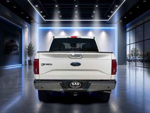 Used 2016 Ford F150 Lariat w/ Equipment Group 502A Luxury AWD/4WD image 6
