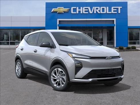 New 2027 Chevrolet Bolt LT FWD image 7