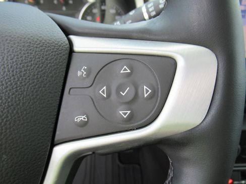 Used 2024 GMC Terrain SLT w/ Infotainment Package II AWD/4WD image 24