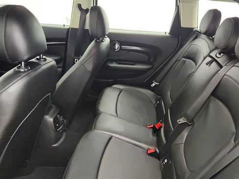 Used 2017 MINI Cooper Clubman FWD image 19