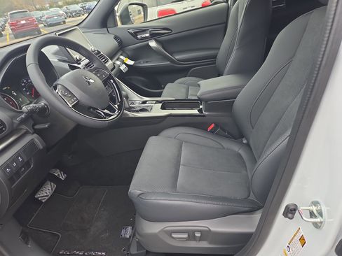 New 2026 Mitsubishi Eclipse Cross AWD image 4