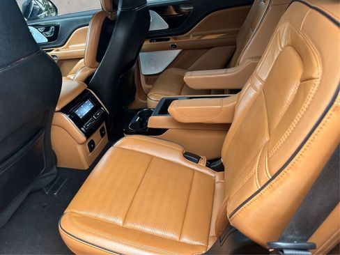 Used 2024 Lincoln Aviator Black Label w/ Jet Package AWD/4WD image 12