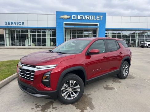 New 2026 Chevrolet Equinox LT FWD image 2