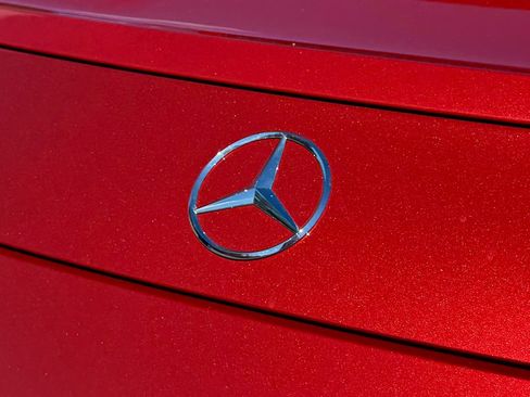 Used 2022 Mercedes-Benz SL 63 AMG 4MATIC image 97