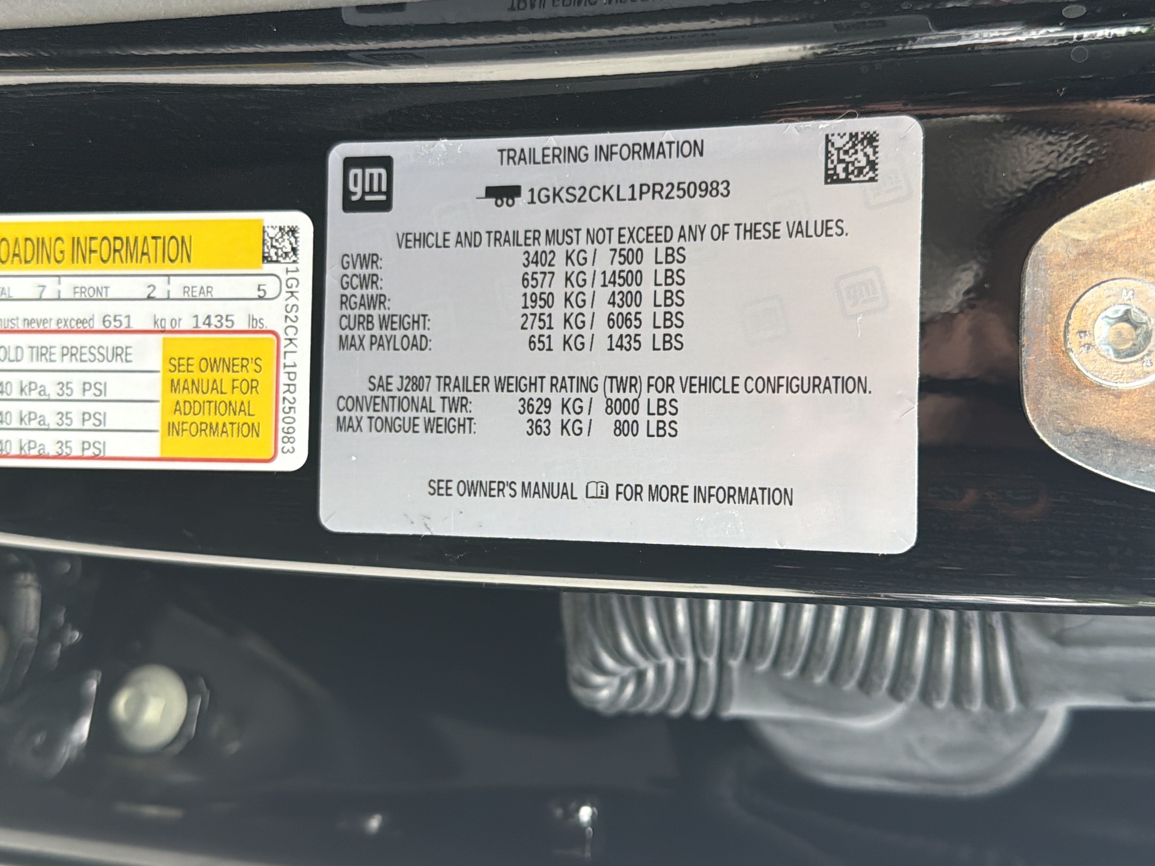 Certified 2023 GMC Yukon AT4 w/ AT4 Premium Plus Package AWD/4WD image 34