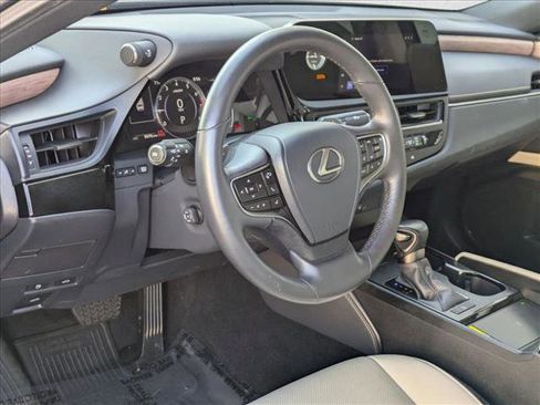 Used 2025 Lexus ES 350 w/ Premium Package image 10