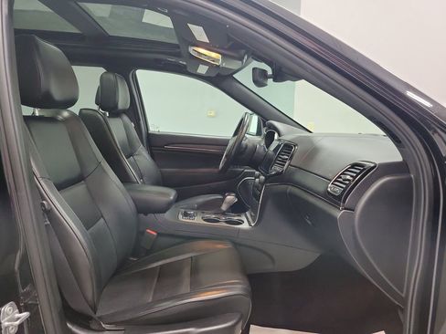 Used 2019 Jeep Grand Cherokee High Altitude AWD/4WD image 19