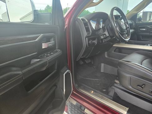 Used 2019 RAM 3500 Laramie AWD/4WD image 6