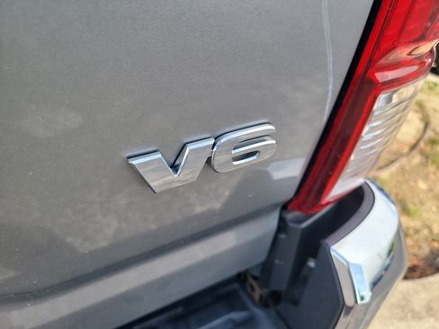 Used 2023 Toyota Tacoma SR5 RWD image 11