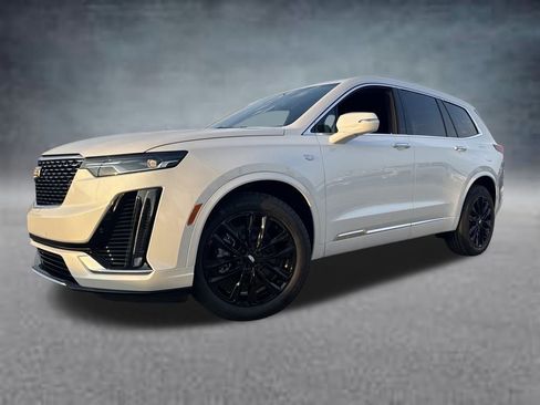 New 2025 Cadillac XT6 Luxury image 1