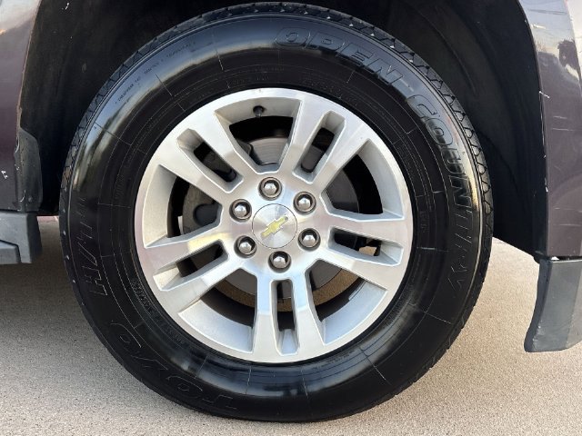Used 2015 Chevrolet Suburban LT AWD/4WD image 18