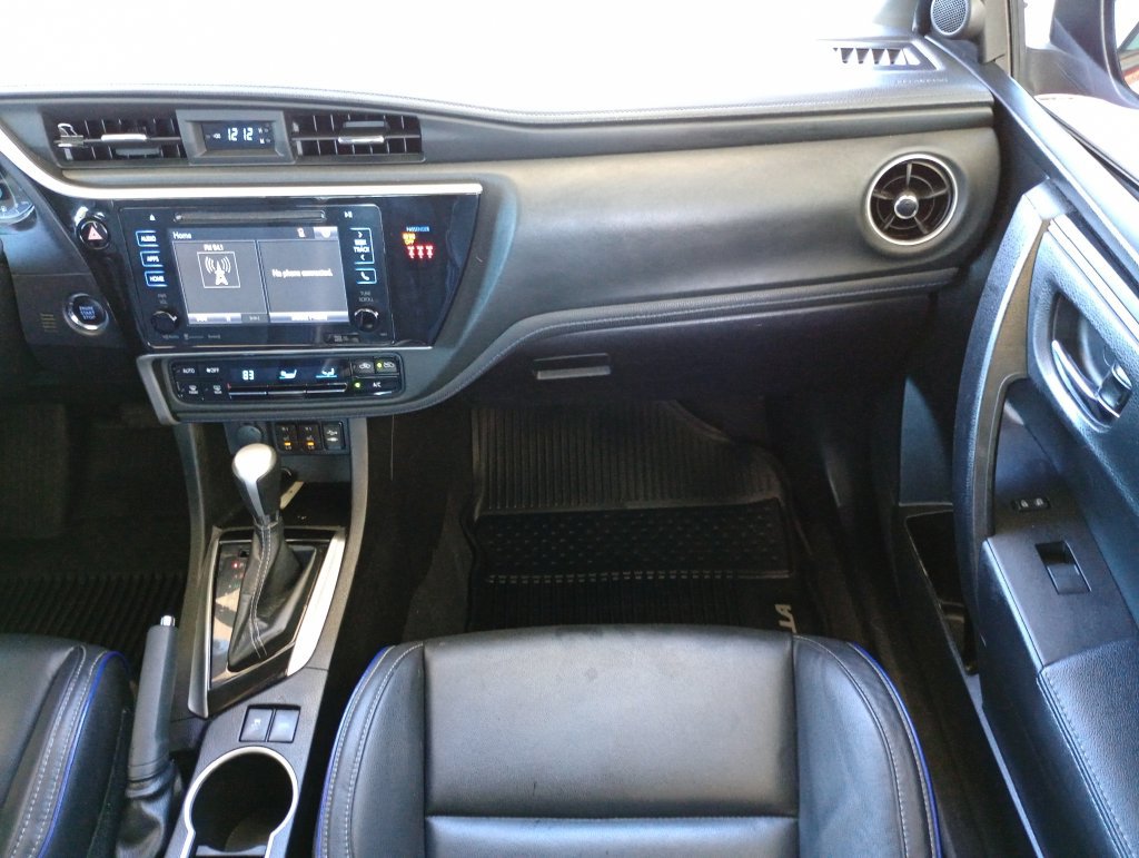 Used 2019 Toyota Corolla XSE FWD image 23