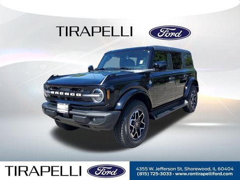 New 2026 Ford Bronco Outer Banks AWD/4WD image 1