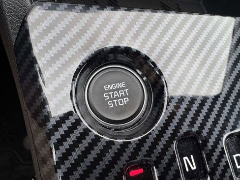 Used 2025 Kia Sportage SX Prestige image 39