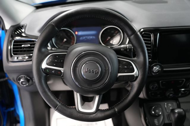 Used 2019 Jeep Compass Limited AWD/4WD image 14
