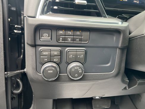 New 2026 Chevrolet Tahoe LS image 18