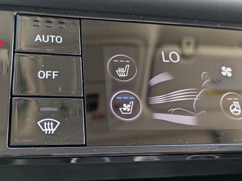 Used 2026 Genesis G70 2.5T Prestige RWD image 27