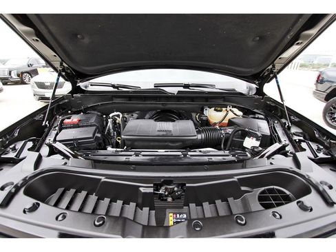 Used 2023 Cadillac Escalade Premium Luxury AWD/4WD image 33