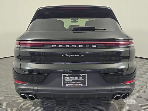 Certified 2024 Porsche Cayenne S AWD/4WD image 6