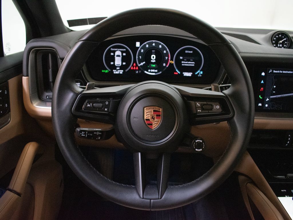 Certified 2026 Porsche Cayenne S AWD/4WD image 24