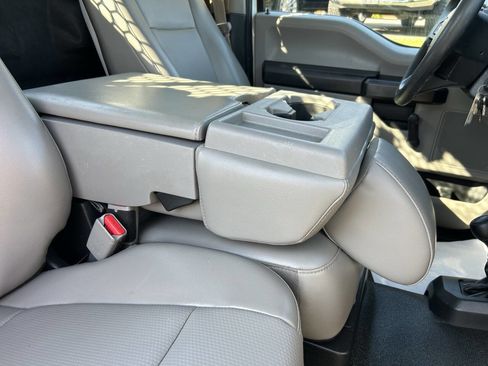 Used 2017 Ford F550 4x4 Regular Cab Super Duty image 71