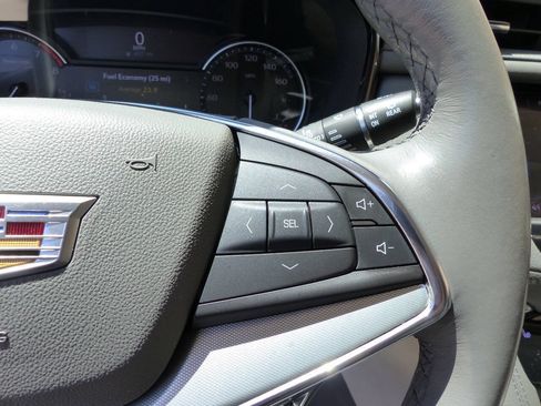 Used 2021 Cadillac XT5 Premium Luxury w/ LPO, Floor Liner Package AWD/4WD image 30