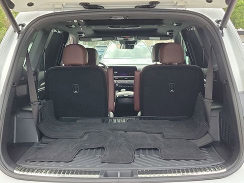 Used 2025 Kia Telluride SX w/ SX Captain's Chair Package AWD/4WD image 15