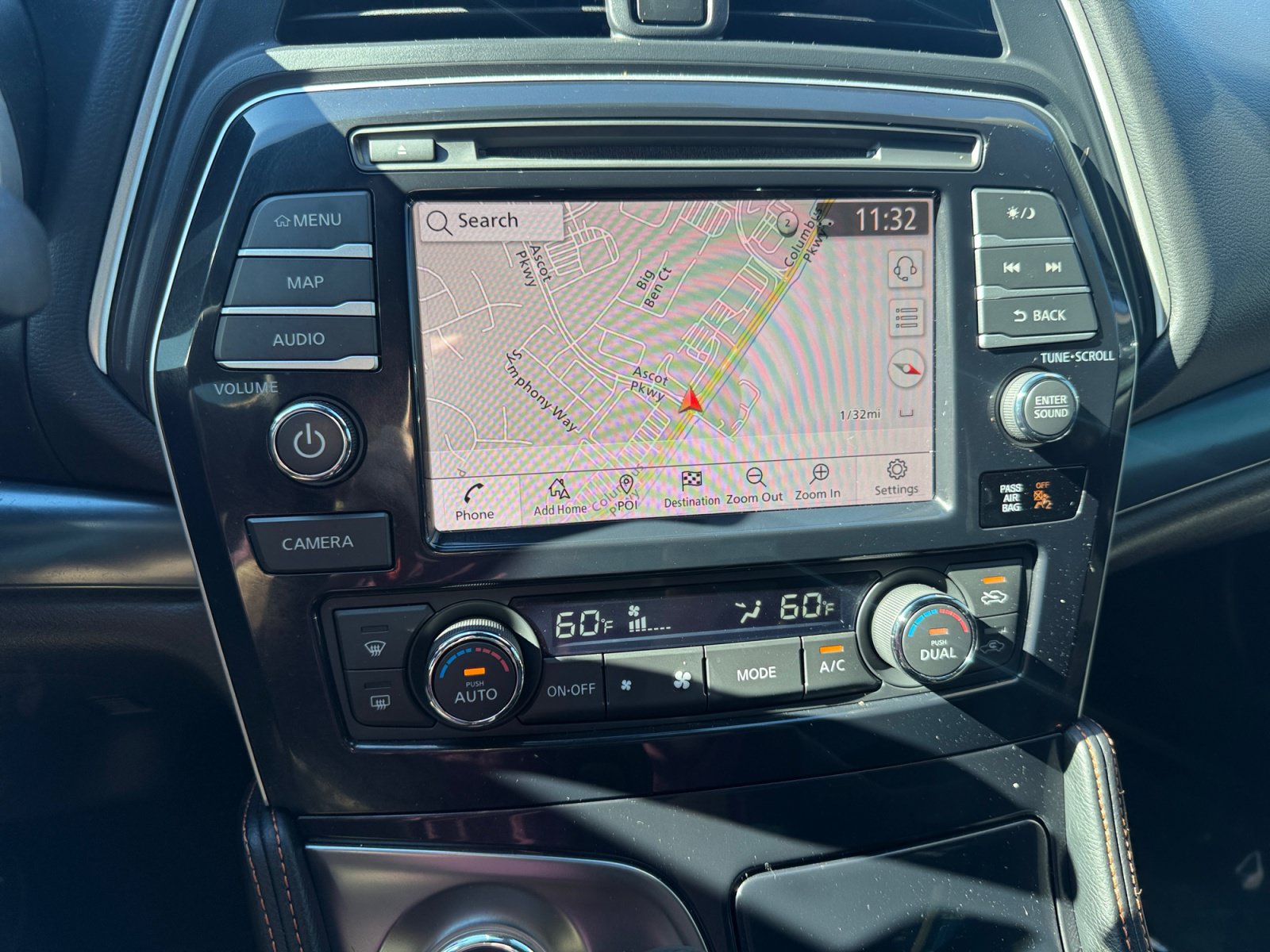 Used 2023 Nissan Maxima SR w/ Sport Mat Group FWD image 12