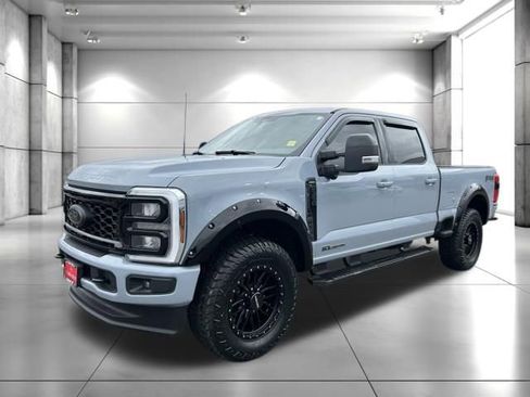Used 2025 Ford F350 Lariat w/ Black Appearance Package AWD/4WD image 4