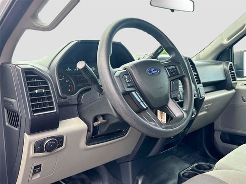 Used 2019 Ford F150 XL w/ Equipment Group 101A Mid RWD image 9