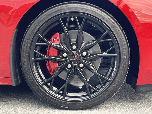 Certified 2025 Chevrolet Corvette Stingray Coupe w/ 1LT image 15