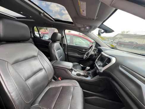 Used 2018 GMC Acadia SLT w/ LPO, Floor Liner Package AWD/4WD image 6