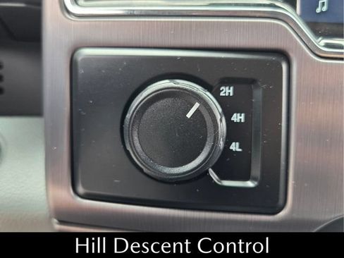 Used 2022 Ford F450 Limited w/ FX4 Off-Road Package AWD/4WD image 28