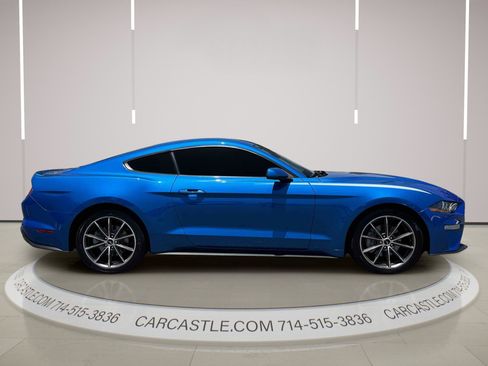 Used 2019 Ford Mustang Coupe w/ Equipment Group 101A RWD image 7