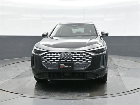 New 2025 Audi Q5 Premium image 2