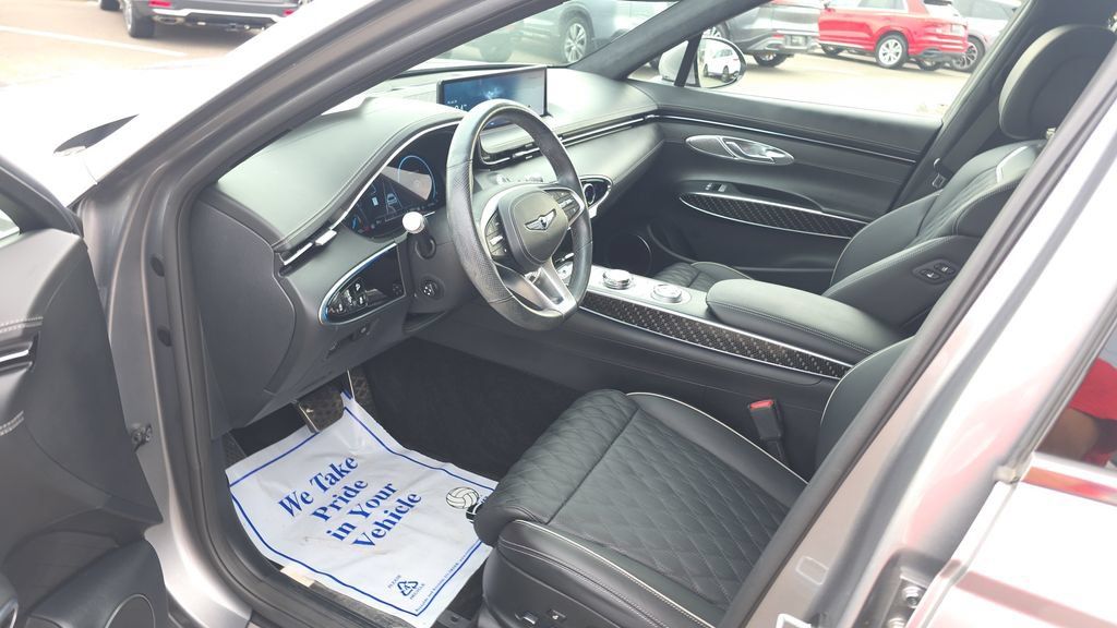 Used 2023 Genesis GV70 3.5T Sport w/ Sport Prestige Package AWD/4WD image 22