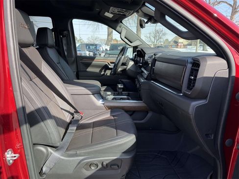 Used 2023 Chevrolet Silverado 1500 High Country w/ Technology Package image 12