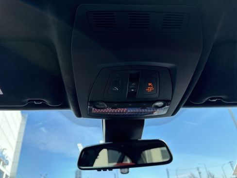 Used 2015 BMW M5 image 26