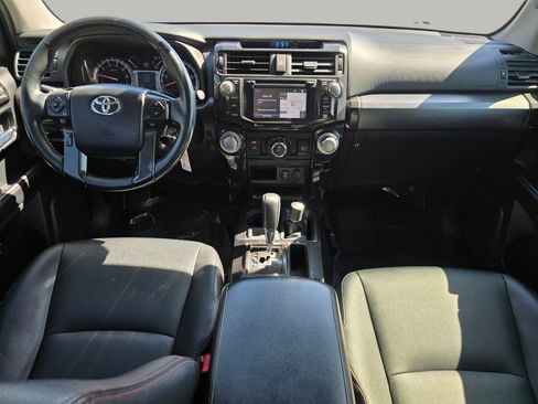 Used 2016 Toyota 4Runner Trail Premium AWD/4WD image 2