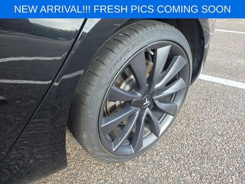Used 2018 Tesla Model 3 Mid Range RWD image 8