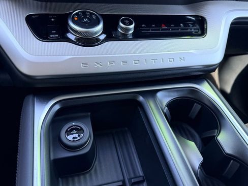 New 2026 Ford Expedition Max Active AWD/4WD image 23